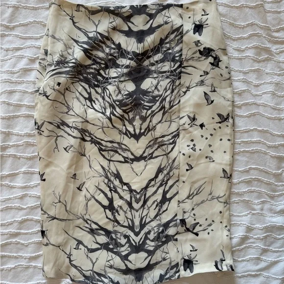 HAUTE HIPPIE | Short Side Gather Printed Silk Skirt - XS - Picture 3 of 5